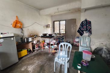 For Rent Double Storey Low Cost House @ Kulai Kawasan Perindustrian Kelapa Sawit near Sedenak 