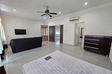 For Rent Double Storey Terrace @ Kulai Indapura near 2nd Link Tuas @ Fully Furnished