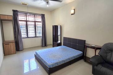 For Rent Double Storey Terrace @ Kulai Indapura near 2nd Link Tuas @ Fully Furnished