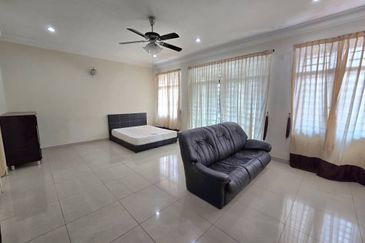 For Rent Double Storey Terrace @ Kulai Indapura near 2nd Link Tuas @ Fully Furnished