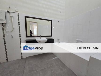 For Rent Double Storey Terrace @ Kulai Indapura near 2nd Link Tuas @ Fully Furnished, Johor, Kulai