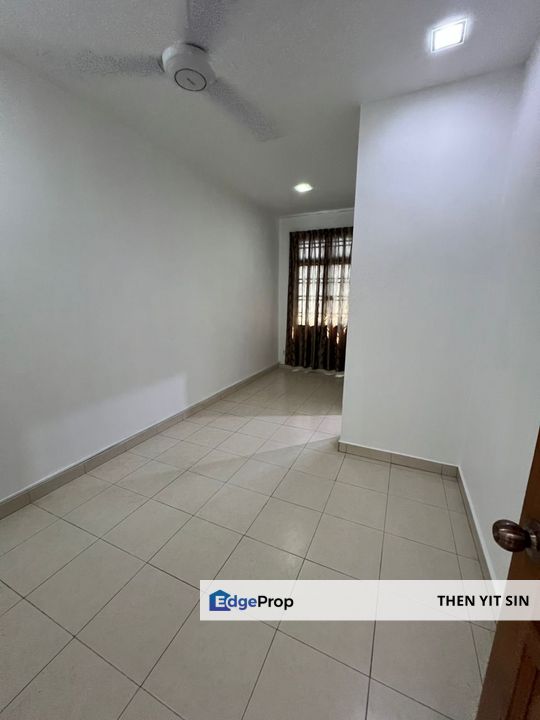 For Rent Double Storey @ Nusa Bestary Residency Bukit Indah @ Air Con Auto Gate, Johor, Skudai