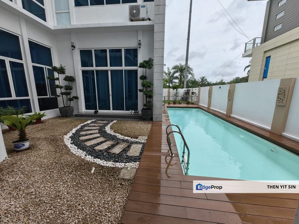 For Rent Double Storey Bungalow @ Kulai Bandar Putra @ Fully Furnished & Renovated, Johor, Kulai