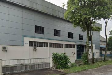 For Sale 2.6 Acre Detached Factory @ Kawasan Perindustrian Kempas @ Huge Factory HIgh Power Supply