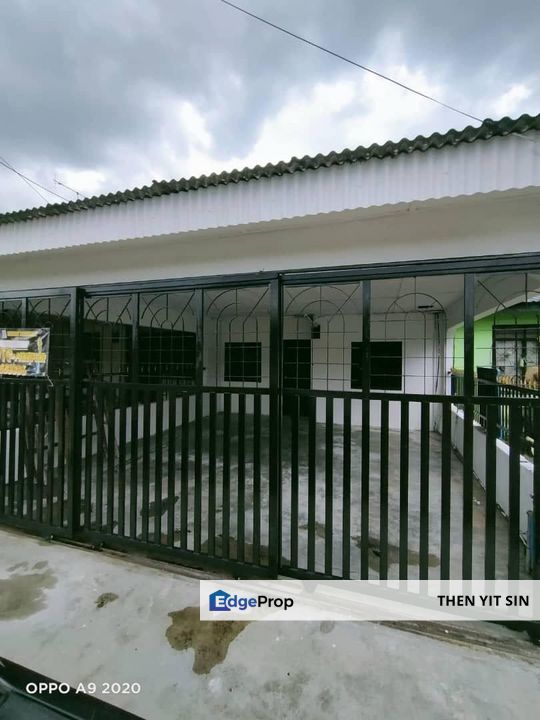 For Sale Single Storey Low Cost @ Taman Rebana Kluang @ Fully Renovated, Johor, Kluang