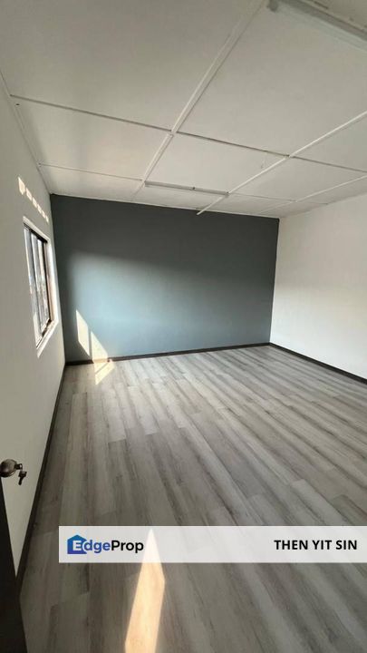 For Sale Single Storey Low Cost @ Taman Rebana Kluang @ Fully Renovated, Johor, Kluang