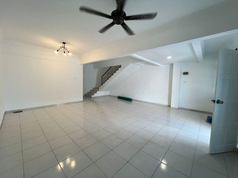 Double Storey Terrace House @ Kulai Taman Makmur @ Near Kulai Highway, Johor, Kulai