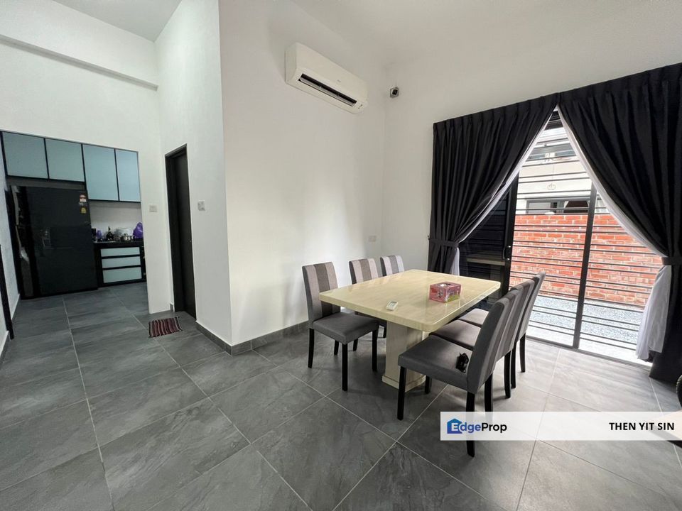 Double Storey Cluster House @ Kulai Taman Tropika @ Unblock View, Johor, Kulai