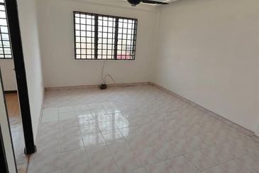 Flat Temenggong, Bandar Indahpura