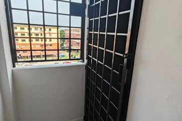 Flat Temenggong, Bandar Indahpura