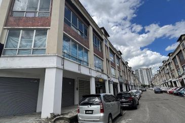 Taman Austin Perdana