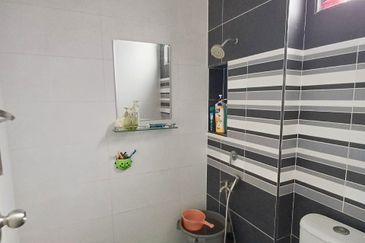 For Sale Double Storey Cluster @ Kangkar Pulai Taman Pulai Hijauan @ Unblock View & Extended