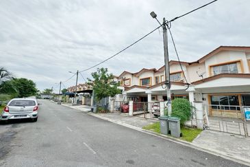 For Sale/ For Rent Double Storey Terrace @ Taman Scientex Pasir Gudang Masai @ Unblock View