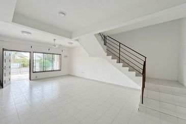 For Sale/ For Rent Double Storey Terrace @ Taman Scientex Pasir Gudang Masai @ Unblock View