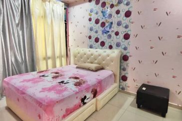 Seri Austin Luxury Apartment