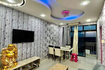 Seri Austin Luxury Apartment