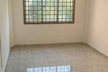 Ria 2 Apartment, Taman Megah Ria