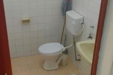 Ria 2 Apartment, Taman Megah Ria