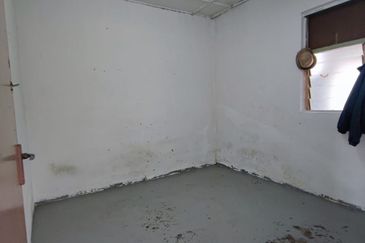 Flat Taman Ungku Tun Aminah