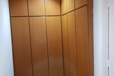 For Sale Double Storey Bungalow @ Danga Bay Jalan Paduka @ Nice Location near Royal Palace