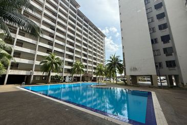 Ria 1 Apartment, Taman Megah Ria