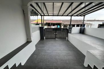 Single Storey Low Cost @ Taman Teratai Skudai @ Renovated Unit