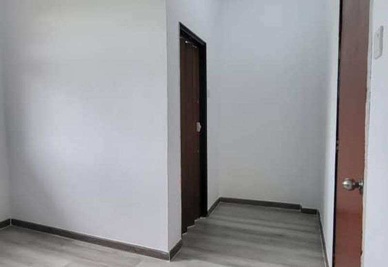 Sri Putra Apartments