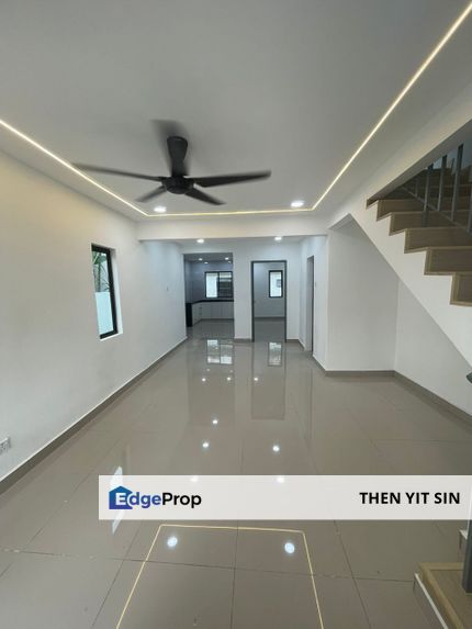 Double Storey Terrace @ Kulai Taman Putri near Toll Lotus @ Renovated, Johor, Kulai