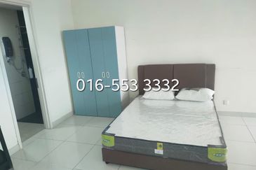 Pandora @ Tropicana Metropark