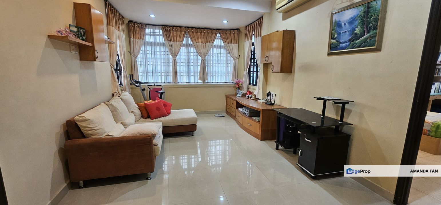 Renovated 2storey Semi-D House, Perak, Kinta