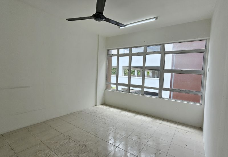 Pangsapuri Seri Tecoma