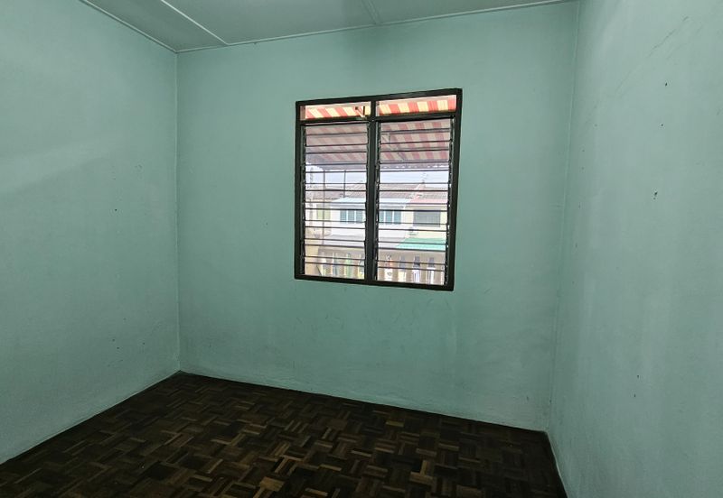 TAMAN BANDAR BARU MENGLEMBU