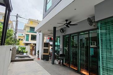 Taman Lapangan Hartamas Botani