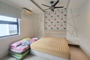 Taman Lapangan Hartamas Botani