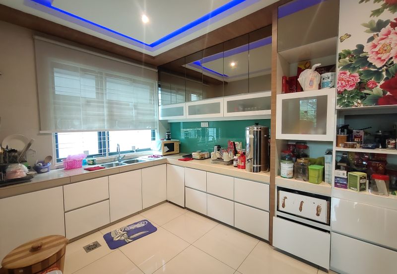 Taman Lapangan Hartamas Botani