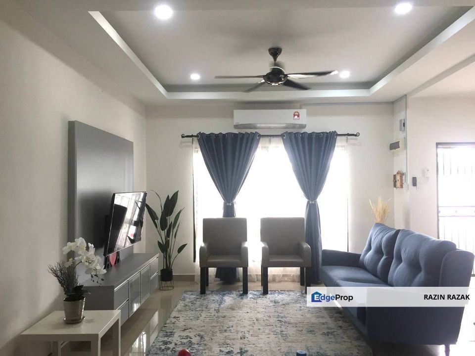 [SELLING BELOW MARKET VALUE + FREEHOLD + BUMI LOT + RENOVATED UNIT] 2-Storey Terraced House @ Semenyih Parklands, Semenyih, Selangor, Semenyih