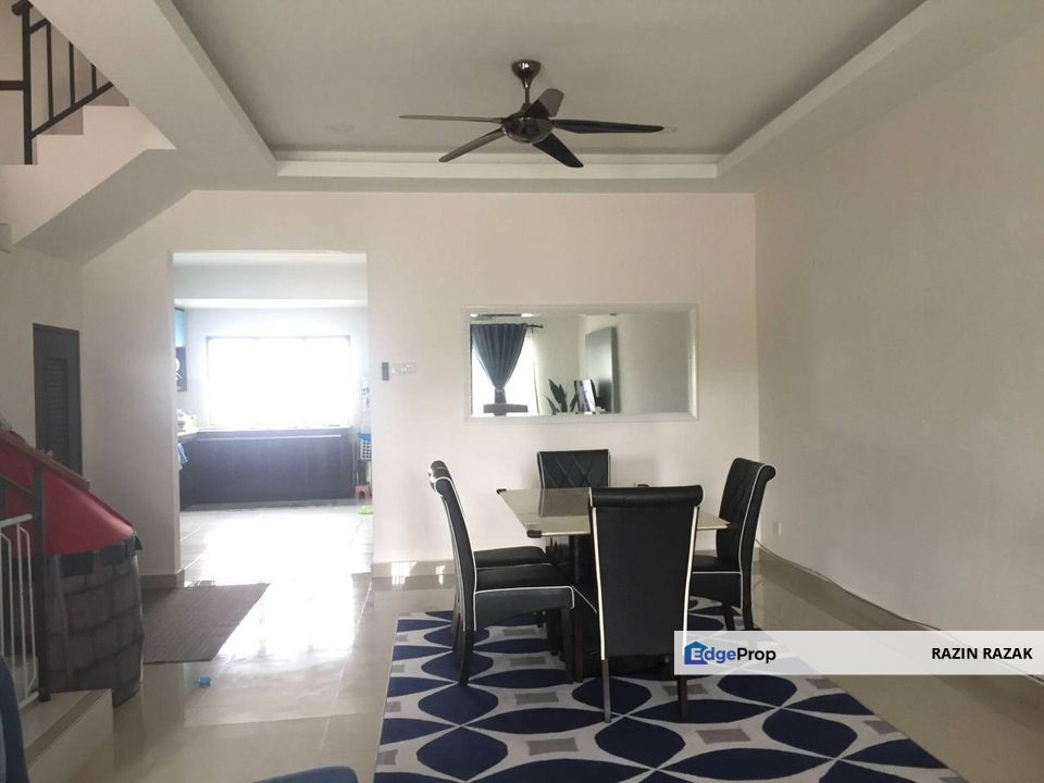 [SELLING BELOW MARKET VALUE + FREEHOLD + BUMI LOT + RENOVATED UNIT] 2-Storey Terraced House @ Semenyih Parklands, Semenyih, Selangor, Semenyih