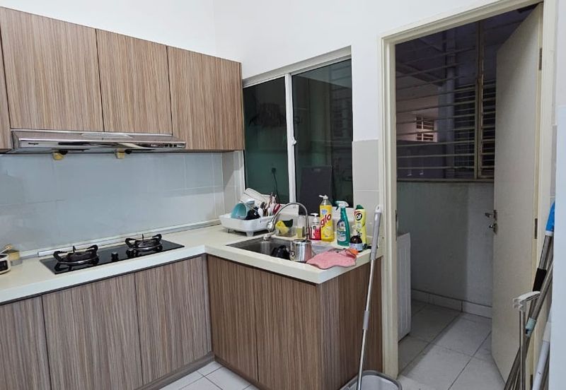 La Thea Residences @ 16 Sierra