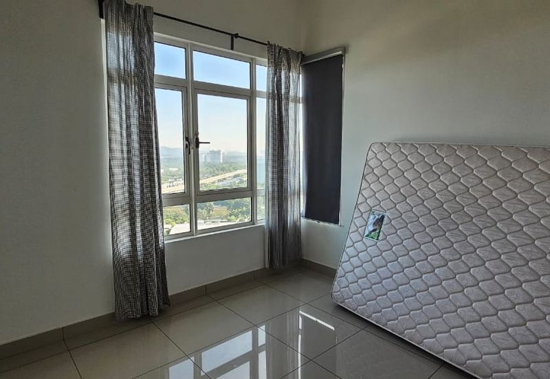 La Thea Residences @ 16 Sierra