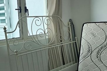 La Thea Residences @ 16 Sierra