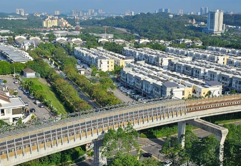 La Thea Residences @ 16 Sierra