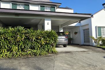 KGSAAS Golf Club, Seksyen 13