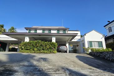 KGSAAS Golf Club, Seksyen 13