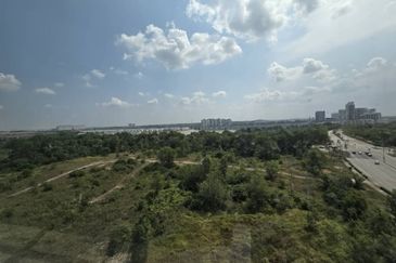 Kenwingston Square Garden