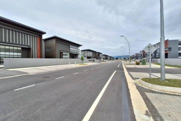 Elmina Business Park