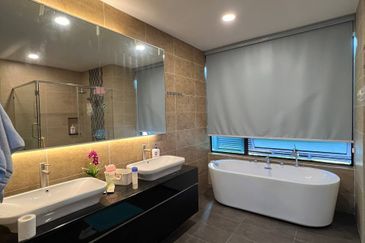 Lepironia Gardens, Setia Eco Glades