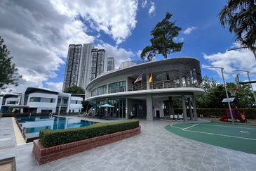 Lepironia Gardens, Setia Eco Glades