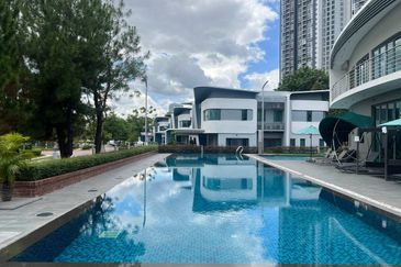 Lepironia Gardens, Setia Eco Glades