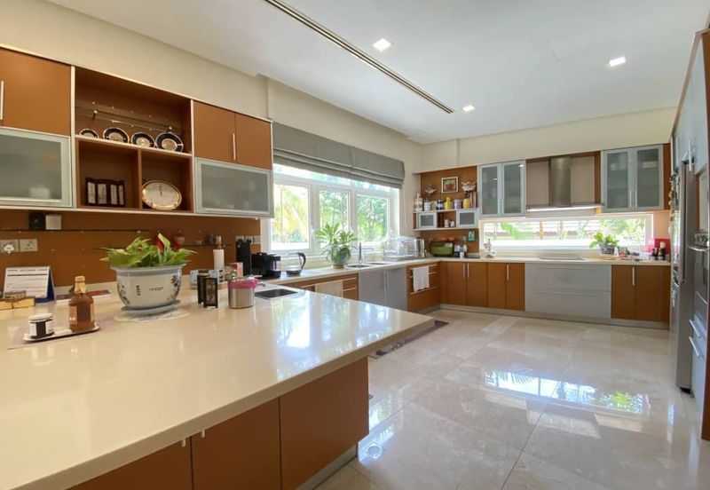 THE MINES RESORT & GOLF CLUB Villa for SALE