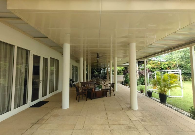 THE MINES RESORT & GOLF CLUB Villa for SALE